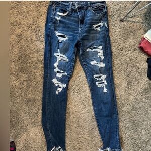 American Eagle Distressed Blue Jeans